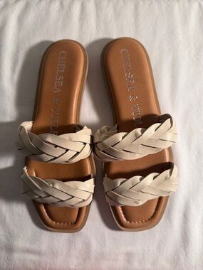 New Chelsea & Violet Women's Braided Slide Sandals in Cream Sz 7.5
